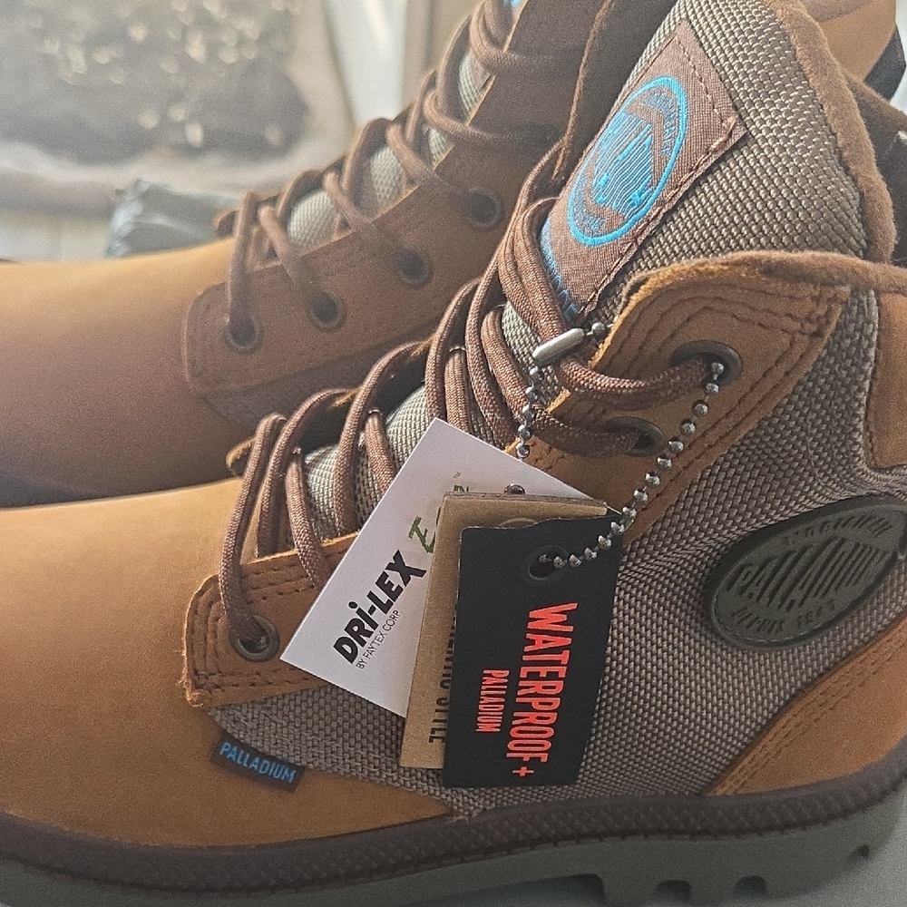 Palladium Brown Boots Rugged Lace-Up Design W 6.5 Or M 5 - Picture 3 of 6